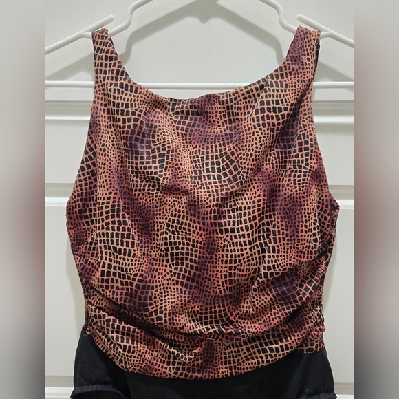 MIRACLESUIT ONE PIECE BATHING SUIT SWIMWEAR BLACK BROWN CHEETAH PRINT WOMEN 12 - Picture 2 of 14
